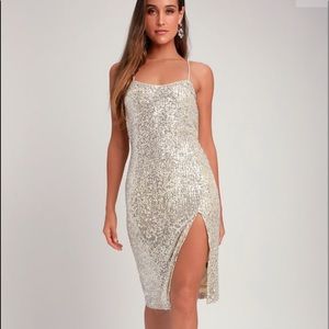 Lulus Sequin Midi Dress. Size M